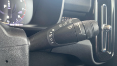 Volvo Xc40 2.0 B4P R DESIGN 5dr Auto Petrol Estate